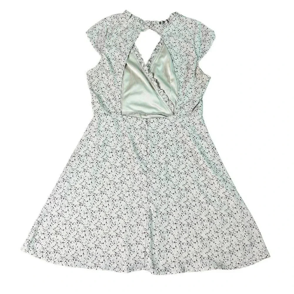 Lulus Off-White Floral Print Dress Mini Open Back Ruffle Size Medium Women's - Picture 8 of 12